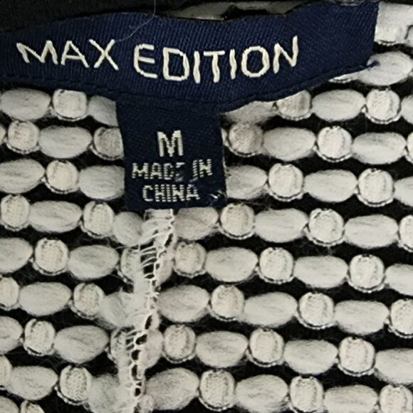 Max Edition Women’s Faux Wrap Long Sleeve Polka Dot Top Size Medium - Picture 5 of 6